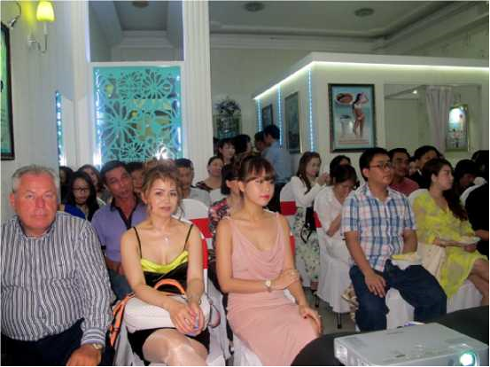 Đông đảo khách mời đã tham dự lễ chuyển nhượng độc quyền Shape Line tại Việt Nam