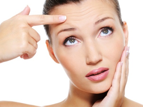Cách xóa nếp nhăn vùng trán hiệu quả